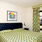 Caybeach Papagayos بلايا بلانكا