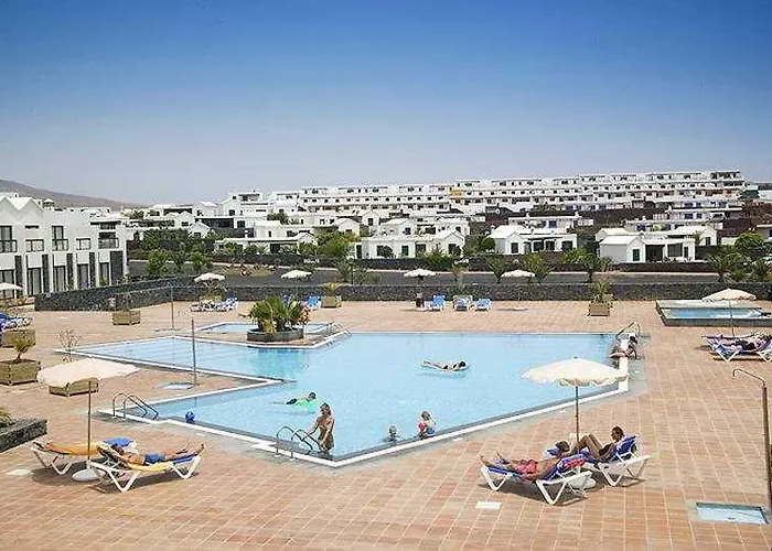 Готель Caybeach Papagayos Плайя-Бланка